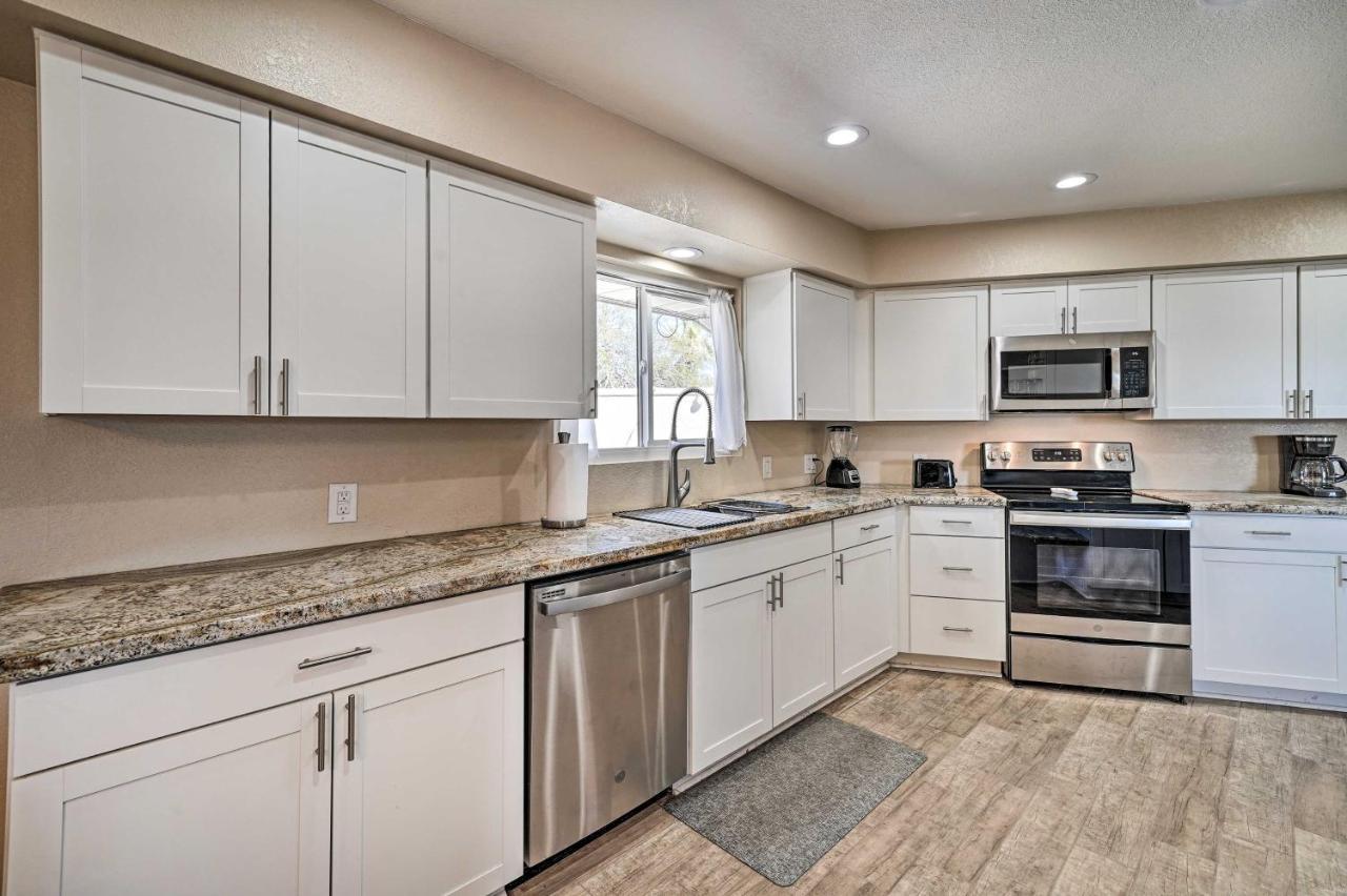 Lake Havasu Family Retreat With Patio And Game Room Lake Havasu City Exterior foto